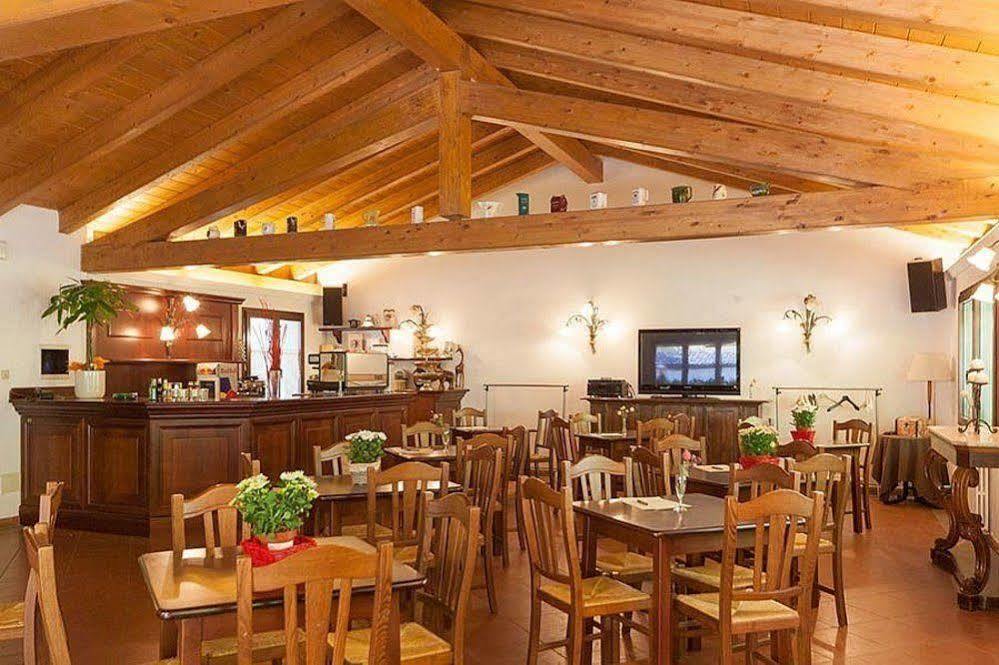 Albergo Ristorante Il Ponte Castiglione dei Pepoli Exteriér fotografie